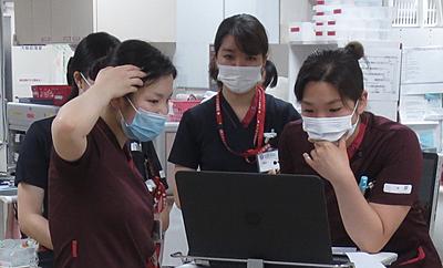 宝塚病院 キャリアラダーに基づいた教育で看護師としてだけでなく、人としても成長をバックアップ