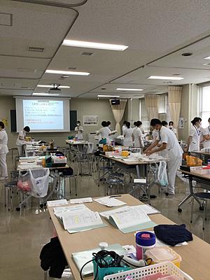 慶應義塾大学病院 研修風景1