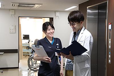 春山記念病院 1日の業務の流れ