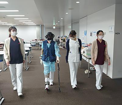 北里大学北里研究所病院 高齢者体験演習