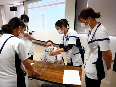 川嶌整形外科病院 新入看護職員　研修の様子