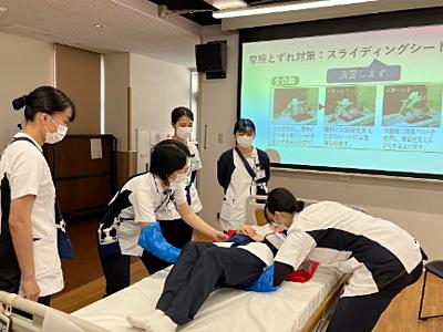 日本赤十字社愛知医療センター名古屋第二病院（やごとにっせき） 【新人研修風景１】