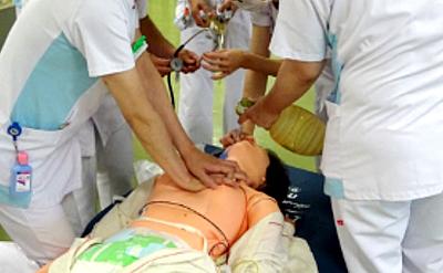 仁明会病院 急変時対応研修