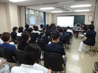 横須賀市立総合医療センター 教育研修制度