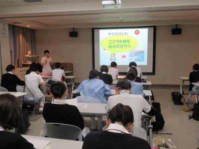 JR札幌病院 新人研修５