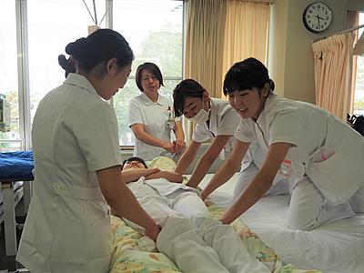 成田赤十字病院 ○●　新人研修４　●○