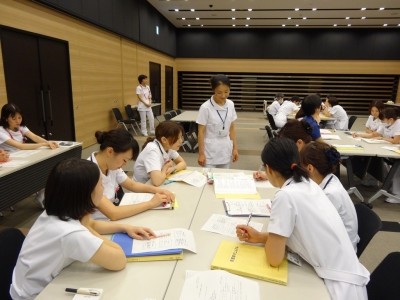 地方独立行政法人　神戸市民病院機構（中央市民病院／西市民病院／西神戸医療センター） 新人研修　―看護記録