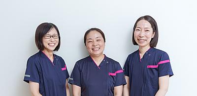 医療法人社団積信会 長谷川病院 3人のCNSが連携し、看護の質の向上をバックアップします