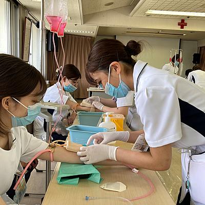 京都第二赤十字病院 新人看護師　技術演習　～静脈穿刺～