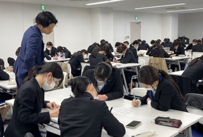 横浜市立脳卒中・神経脊椎センター 公務員として必要な知識を学ぶ充実の【新採用職員研修】