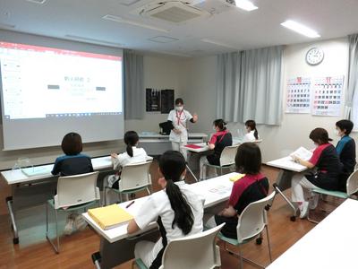 医療法人社団東光会 戸田中央リハビリテーション病院 新入職員集合研修、座談会