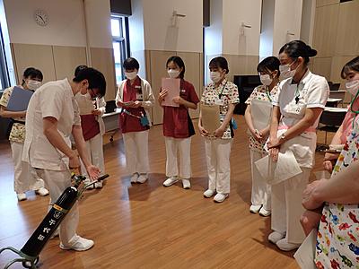 東京都立府中療育センター キャリアラダーに基づいた院内研修を行っています
