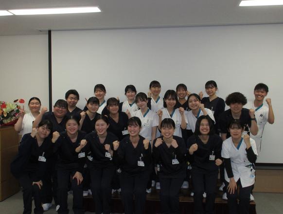 公立那賀病院 2025年度入職看護師さん