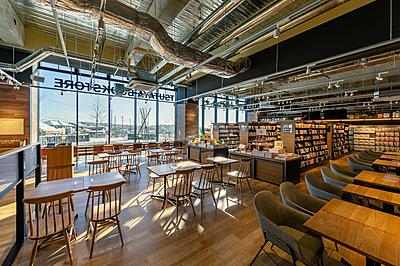 社会医療法人厚生会　中部国際医療センター 福利厚生1