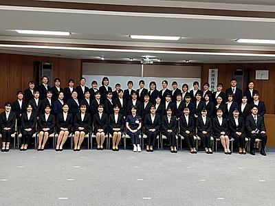 山口県立総合医療センター 令和７年に入職された看護師・助産師に皆さん