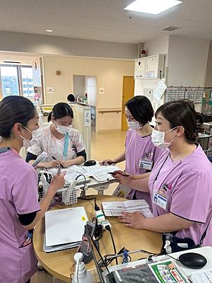 社会医療法人志仁会 三島中央病院 カンファレンス風景