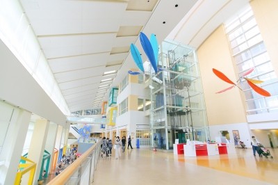 国立成育医療研究センター 院内：エントランス