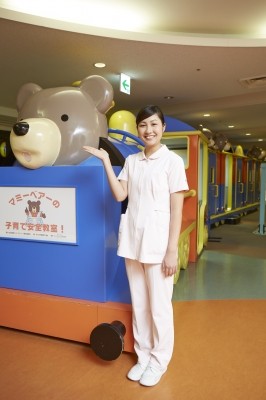 国立成育医療研究センター 院内：待ち合いスペース