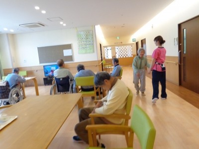 かわさき記念病院 身体拘束はいたしません。