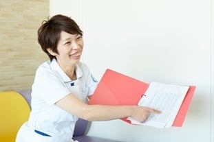 学校法人埼玉医科大学（埼玉医科大学病院／総合医療センター／国際医療センター） 病院の支援を受け 脳卒中リハビリテーション看護の 認定看護師資格を取得。 新たな活動に向け準備中