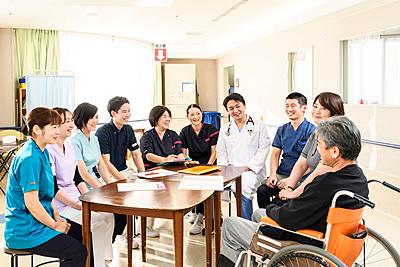 鶴巻温泉病院 笑顔で働ける職場