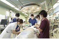 川崎市立川崎病院 ２４時間３６５日患者　命を守ります