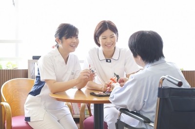 川崎市立井田病院 患者さんとご家族の「癒し」のために