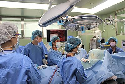 横浜市立市民病院 救急医療