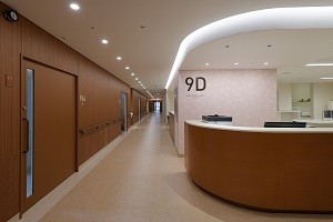 慶應義塾大学病院 施設環境を活かした包括的看護実践