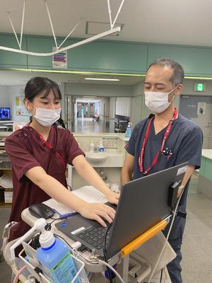 横浜市立脳卒中・神経脊椎センター 日常風景3