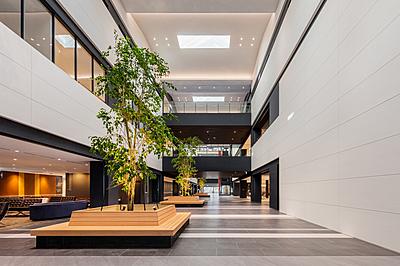 社会医療法人厚生会　中部国際医療センター 日常風景1